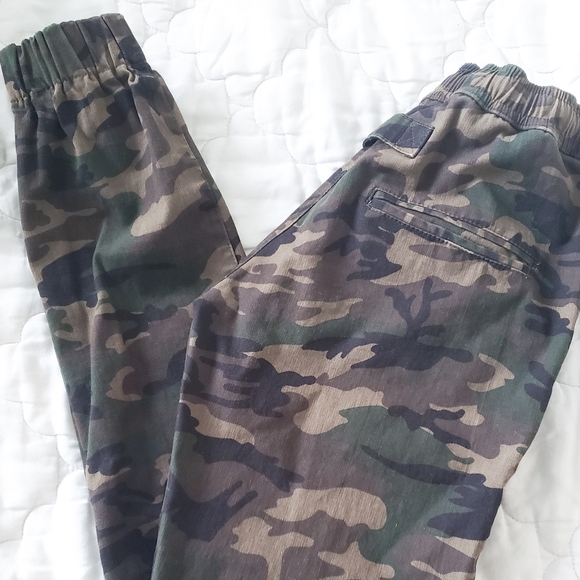 Camouflage joggers - Picture 3 of 4
